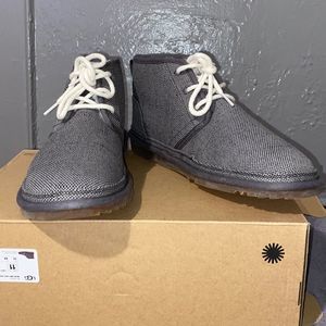 NWT Men Ugg boot size 11